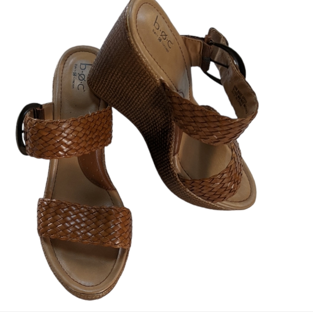 b.o.c. Brown strappy wedge sandals. Sz 10